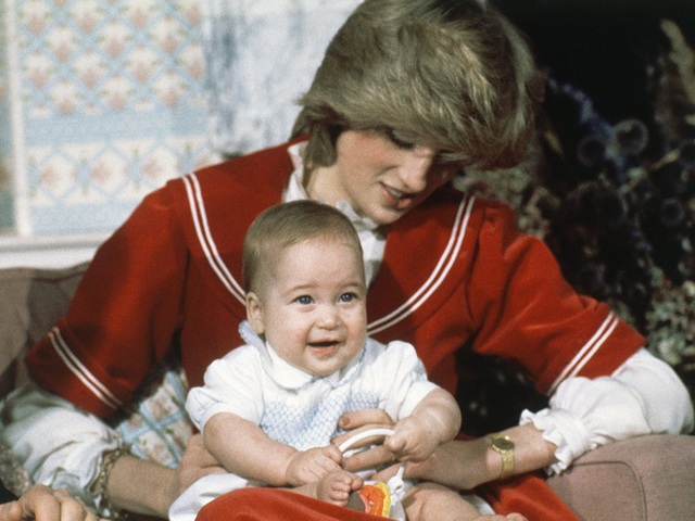 Nhìn lại cuộc đời cố công nương Diana: Những năm tháng không thể quên của một đóa hồng nước Anh - Ảnh 9.