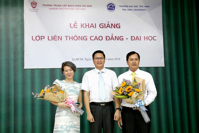 Pharmacity chú trọng phát triển dược sĩ chất lượng cao, tiên phong triển khai chương trình hợp tác đào tạo liên thông Cao đẳng, Đại học - Ảnh 3. Pharmacity chú trọng phát triển dược sĩ chất lượng cao, tiên phong triển khai chương trình hợp tác đào tạo liên thông Cao đẳng, Đại học - Ảnh 3.