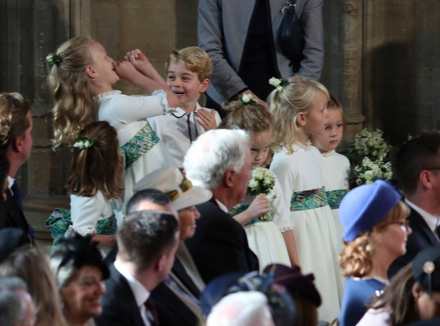 Những hình ảnh trong đám cưới cổ tích của Công chúa Eugenie - cháu gái Nữ hoàng Anh - Ảnh 10.