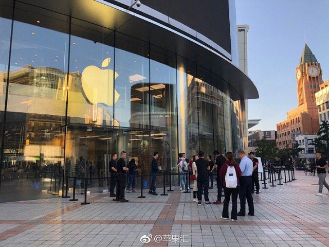 Đây là lý do Trung Quốc hơn tỷ dân nhưng chẳng ai thèm xếp hàng chờ mua iPhone XS cả - Ảnh 1.