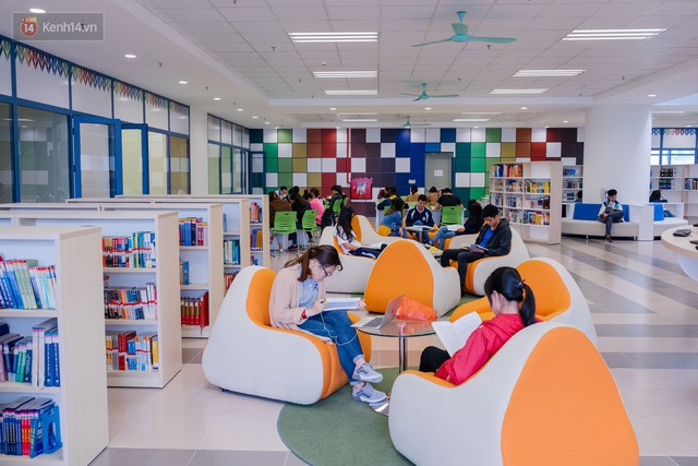 Thư viện các trường Đại học ở Việt Nam: Nơi sang chảnh 129 tỷ đồng, nơi đẹp đến mức đứng đâu cũng ra ảnh nghìn like - Ảnh 2.