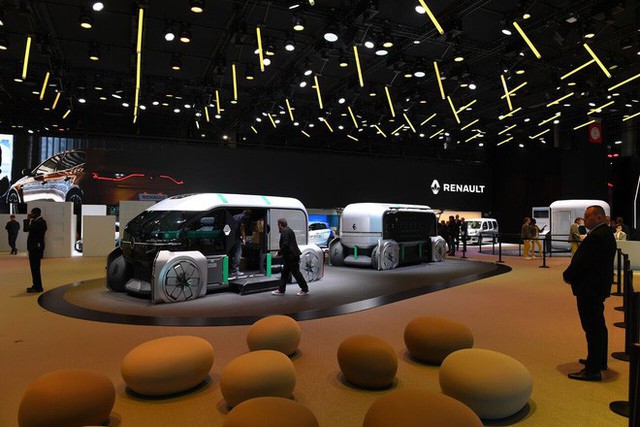 Tường thuật lễ ra mắt 2 mẫu xe VinFast tại Paris Motor Show 2018 - Ảnh 23.