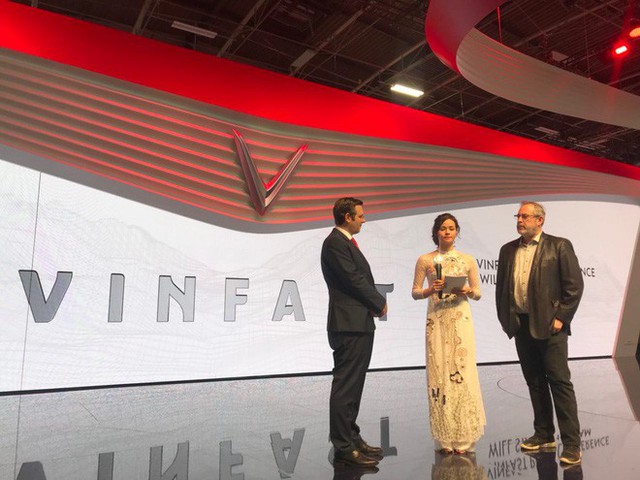 Tường thuật lễ ra mắt 2 mẫu xe VinFast tại Paris Motor Show 2018 - Ảnh 29.