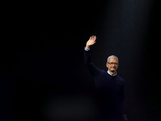 Sở hữu công ty trị giá hơn 1.000 tỷ USD, CEO Tim Cook vẫn dậy sớm và nhận 700 e-mail mỗi ngày - Ảnh 10.