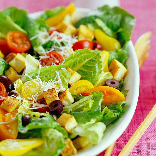 Muốn ăn salad để giảm cân thì phải chọn nguyên liệu như thế này, sai món là bạn sẽ tăng cân ngay - Ảnh 3.
