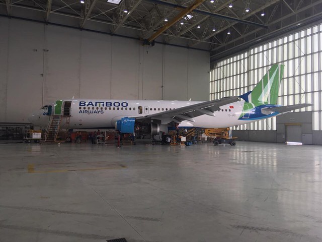 Hé lộ những hình ảnh đầu tiên của máy bay Bamboo Airways - Ảnh 1.