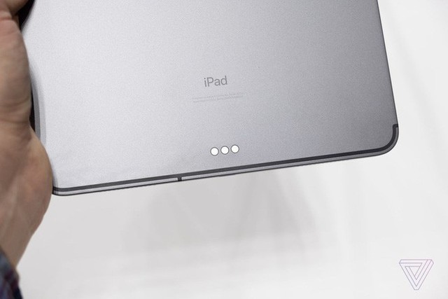 Cận cảnh iPad Pro mới, chiếc tablet có thiết kế toàn màn hình của Apple - Ảnh 8.