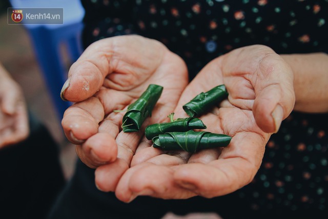 Về thăm ngôi làng ở Hà Nội có 1.000 quả cau mới cưới được vợ, người lớn trẻ nhỏ lúc nào môi cũng đỏ hồng - Ảnh 9.