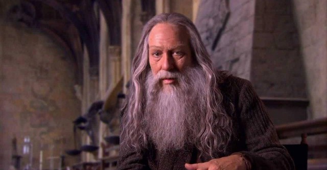 6 bí mật về gia đình Dumbledore có liên quan đến “Fantastic Beasts 2” mà khán giả nên biết - Ảnh 8. 6 bí mật về gia đình Dumbledore có liên quan đến “Fantastic Beasts 2” mà khán giả nên biết - Ảnh 8.