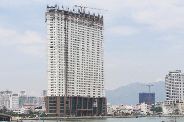 Nha Trang đề nghị tạm dừng xây khách sạn cao tầng - Ảnh 2. Nha Trang đề nghị tạm dừng xây khách sạn cao tầng - Ảnh 2.