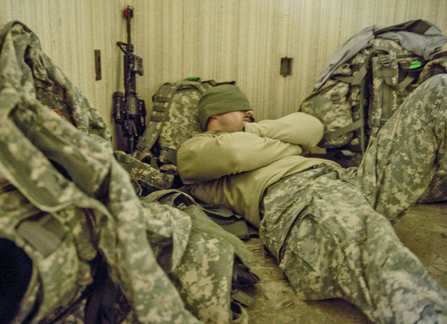 Tôi đã thử kỹ thuật ngủ trong vòng 2 phút của lính Mỹ và kết quả sửng sốt tới khó tin  - Ảnh 2.