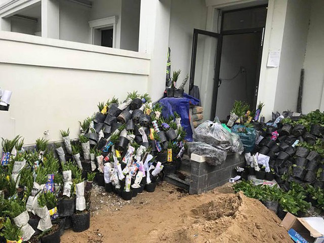 Khối tài sản “không phải dạng vừa” của loạt sao Việt dưới 25 tuổi: Nhà lầu hạng sang, xế hộp khủng và vô số hàng hiệu - Ảnh 9. Khối tài sản “không phải dạng vừa” của loạt sao Việt dưới 25 tuổi: Nhà lầu hạng sang, xế hộp khủng và vô số hàng hiệu - Ảnh 9.