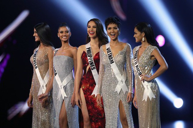 Sáng vừa làm nên kỳ tích ở Top 5, tối đến HHen Niê tung nốt chiêu cuối kết màn cho Miss Universe 2018 - Ảnh 2.