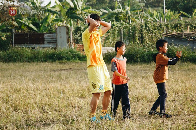 Đỗ Duy Mạnh: Chuyện cậu bé nhặt bóng 10 năm trước và người hùng sau vô địch AFF Cup 2018 - Ảnh 13.