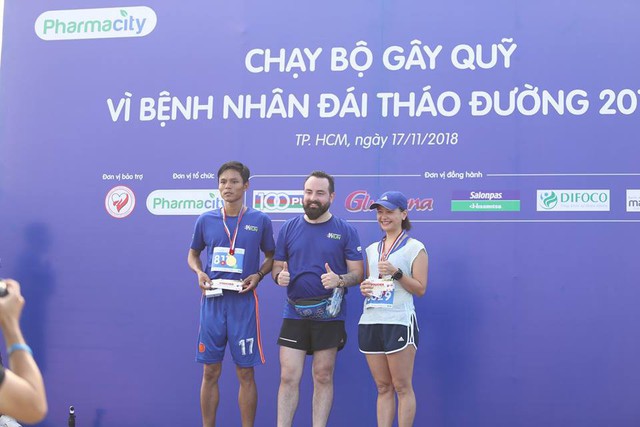Pharmacity trao quỹ từ thiện cho hội bảo trợ bệnh nhân nghèo TP. Hồ Chí Minh - Ảnh 8. Pharmacity trao quỹ từ thiện cho hội bảo trợ bệnh nhân nghèo TP. Hồ Chí Minh - Ảnh 8.