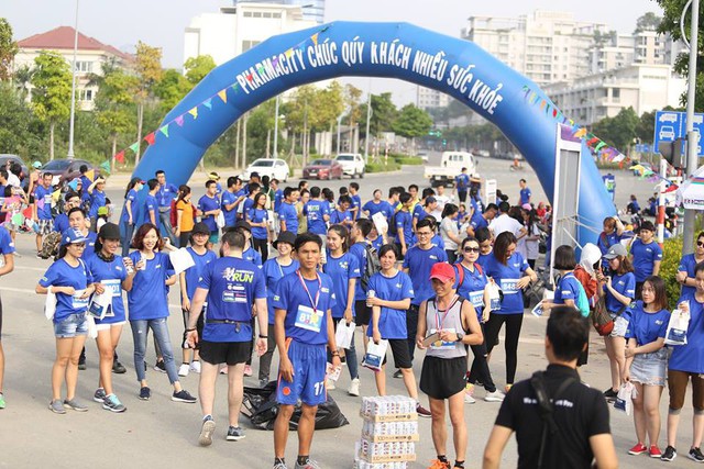 Pharmacity trao quỹ từ thiện cho hội bảo trợ bệnh nhân nghèo TP. Hồ Chí Minh - Ảnh 1.