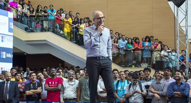 Sự nghiệp Satya Nadella, người đưa Microsoft vượt mặt Apple sau chưa đầy 5 năm - Ảnh 1.