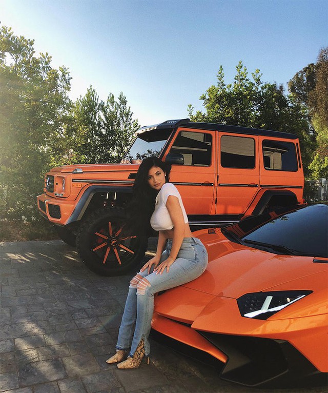 At 21 years old, she earns thousands of billions of dong a year. How luxurious and enviable is Kylie Jenner's life and assets?  - Photo 1.