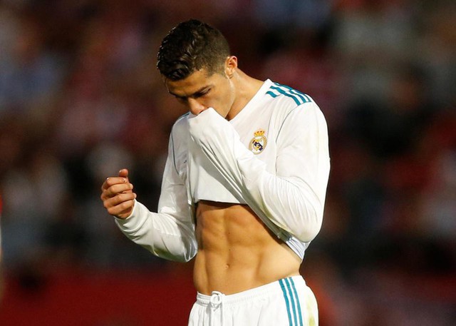 Cristiano Ronaldo: Câu chuyện thành công của chiến thần đi lên từ nỗ lực  - Ảnh 12.
