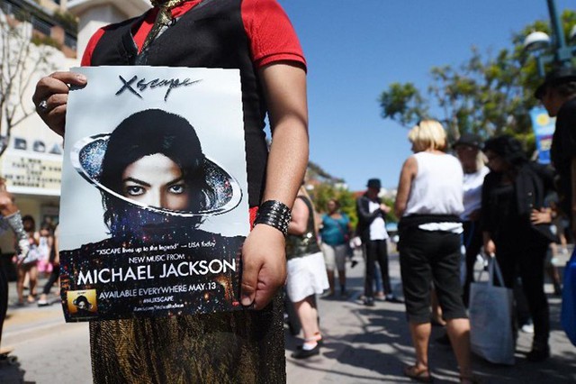 Michael Jackson: Ông hoàng nhạc Pop tuổi Mậu Tuất - Ảnh 1.