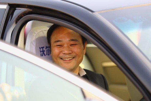 Chân dung tỷ phú Trung Quốc vừa có thương vụ đình đám với Mercedes-Benz - Ảnh 1.
