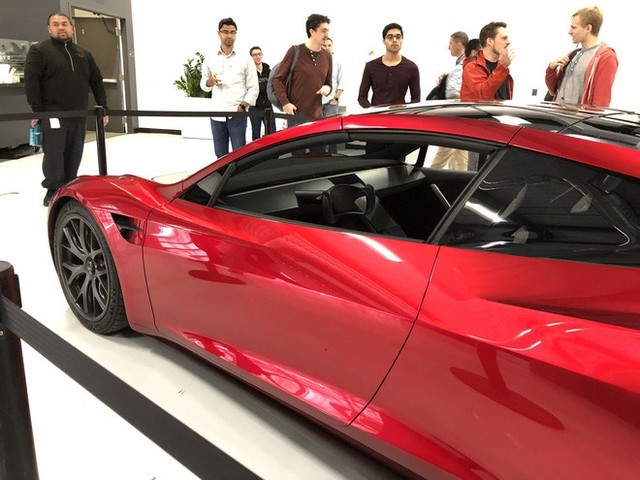 [Ảnh] Hé lộ loạt ảnh cực chất về siêu xe Tesla Roadster, dự kiến ra mắt vào năm 2020 tới - Ảnh 6.