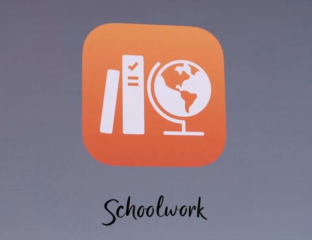 Trốn đi đâu được nữa, ứng dụng Schoolwork của Apple sẽ cho phép giáo viên gửi bài tập về nhà đến từng học sinh - Ảnh 1.