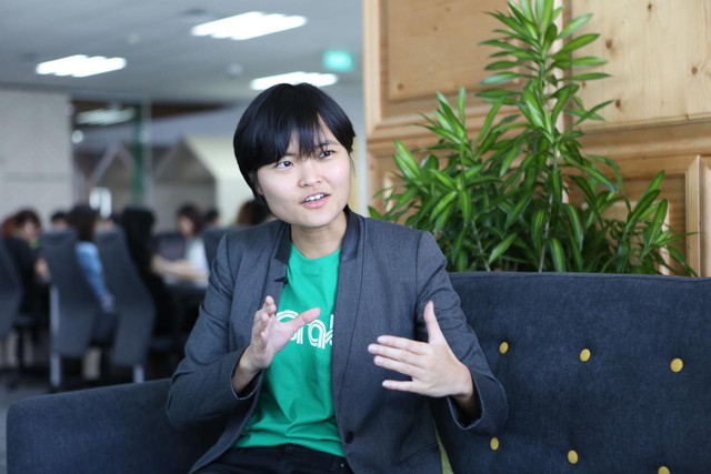 Từng bị gọi là điên vì bỏ việc tại MCKinsey, cô gái này và người bạn cùng lớp đã gây dựng nên startup 6 tỷ đô, làm thay đổi ngành giao thông Đông Nam Á - Ảnh 1.