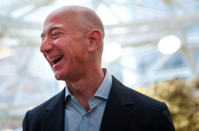 Sau khi Jeff Bezos gửi thư đến cổ đông, Amazon có một tuần thắng đậm, tổng tài sản của Jeff Bezos tăng 7,7 tỷ USD - Ảnh 1.