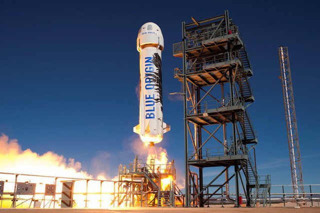 Tỷ phú giàu nhất thế giới Jeff Bezos tiết lộ cách chi tiêu số tiền khổng lồ của mình - Ảnh 1. Tỷ phú giàu nhất thế giới Jeff Bezos tiết lộ cách chi tiêu số tiền khổng lồ của mình - Ảnh 1.