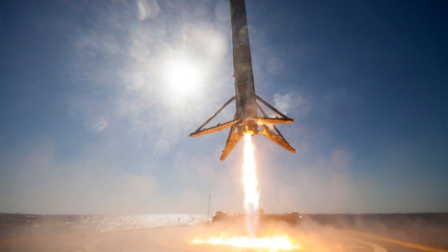SpaceX của Elon Musk chỉ nhận tiền đầu tư rồi phóng tên lửa, vậy doanh thu của công ty này đến từ đâu? - Ảnh 2.