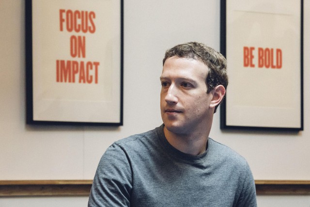 Cái giá cho sự miễn phí của Facebook: Mark Zukerberg thừa nhận có đọc lén tin nhắn của người dùng trên Messenger, bạn có thể cũng chính là nạn nhân! - Ảnh 1.