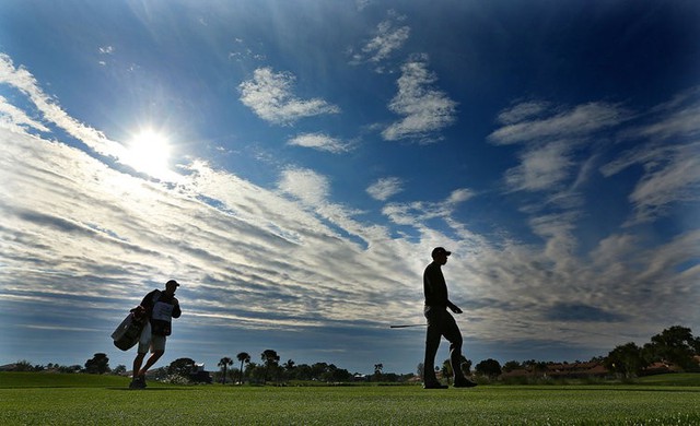 Đã là người hâm mộ golf, chắc chắn không thể quên được những khoảnh khắc đẹp ngút trời của Tiger Woods trong từng mùa giải - Ảnh 21.