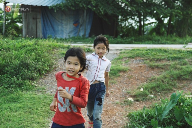 Người mẹ nghèo sinh 14 đứa con ở Hà Nội: Cố gắng tích góp để lỡ nằm xuống còn có cỗ quan tài, chứ chẳng phiền các con - Ảnh 15.