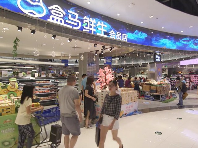 Siêu thị tương lai của Alibaba tại Trung Quốc đã vượt xa nước Mỹ: Giao hàng trong 30 phút, thanh toán qua nhân diện khuôn mặt - Ảnh 3.