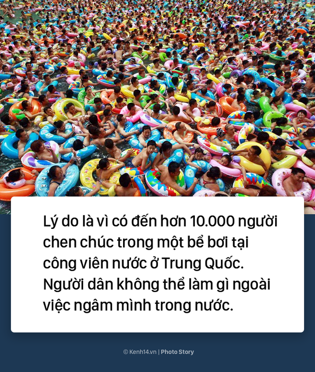 Đến hẹn lại lên: Vừa vào hè, bể bơi ở Trung Quốc đã đông tới mức phải gạt người ra để nhìn thấy nước - Ảnh 3.