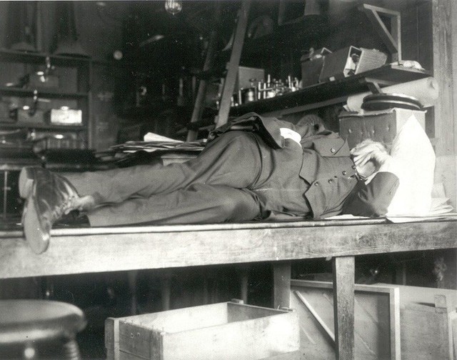 Máy mơ: Khai thác não bộ trong giai đoạn kì lạ nhất của giấc ngủ, thứ khiến cả Thomas Edison cũng khao khát - Ảnh 1.