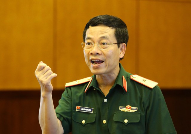 Bổ nhiệm ông Nguyễn Mạnh Hùng làm Chủ tịch Viettel - Ảnh 1.