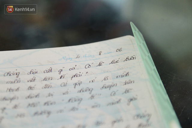 Về thăm Đinh Hữu Dư sau 8 tháng lũ dữ Yên Bái cuốn anh đi: Tìm thấy những trang nhật ký tuổi 20 của chàng phóng viên bạc mệnh - Ảnh 15.