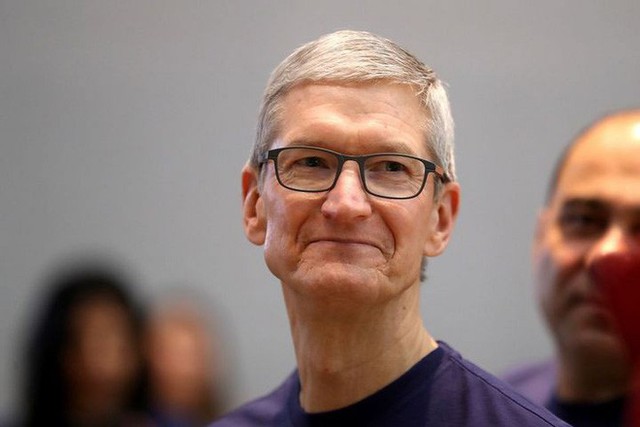 “Cơn sóng ngầm” nào khiến nhân viên Apple không mấy tin tưởng vào CEO Tim Cook? - Ảnh 1.