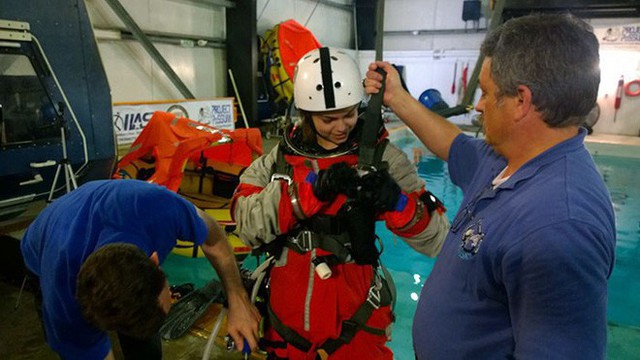 Nữ phi hành gia 17 tuổi này đang được NASA đào tạo để trở thành người đầu tiên đặt chân lên sao Hỏa - Ảnh 9. Nữ phi hành gia 17 tuổi này đang được NASA đào tạo để trở thành người đầu tiên đặt chân lên sao Hỏa - Ảnh 9.