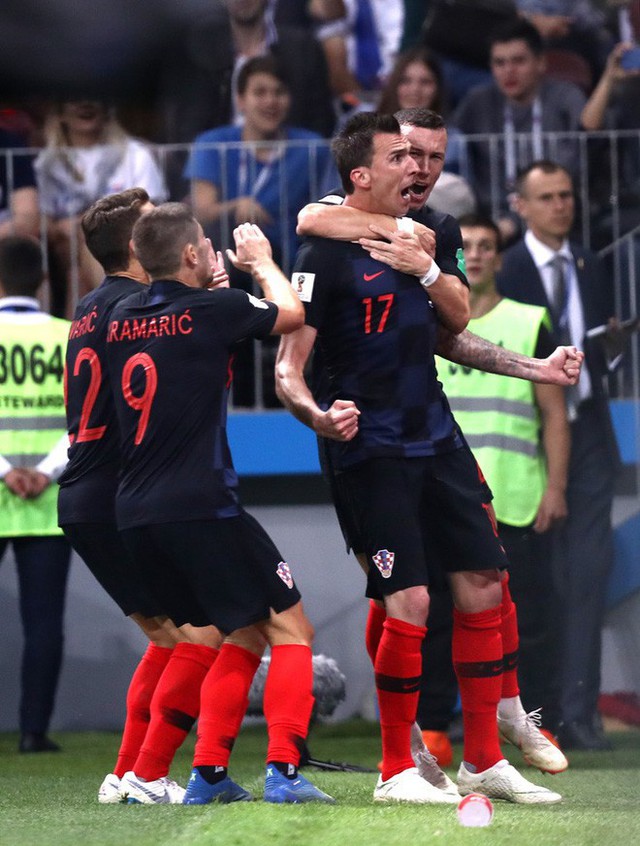Cầu thủ Anh bật khóc tức tưởi sau trận thua ngược Croatia, mất vé vào chung kết World Cup 2018 - Ảnh 20.