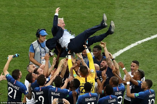 Ông Putin và chuyện hi hữu thời khắc Pháp đăng quang World Cup - Ảnh 2.
