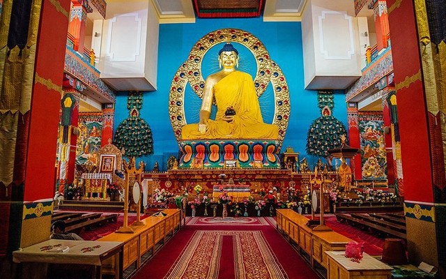 Ảnh: Những ngôi đền Phật giáo đẹp đến ngỡ ngàng ở Nga - Ảnh 5.