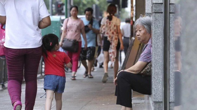 Câu chuyện về những người qua đêm tại McDonald Hồng Kông: Khi chốn công cộng trở thành nhà - Ảnh 7.