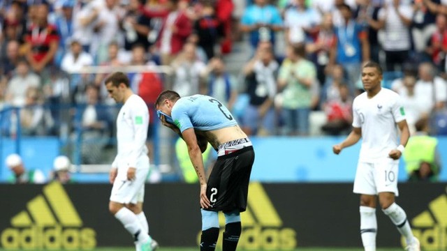 Dốc cạn lưng vốn, Uruguay chỉ bị Pháp đánh bại bởi 2 khoảnh khắc xuất thần đến ngỡ ngàng - Ảnh 8.