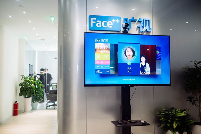 Bên trong công ty được chính phủ Trung Quốc tài trợ để tạo ra siêu AI có thể nhận diện khuôn mặt 1,4 tỷ dân trong vài giây - Ảnh 2.