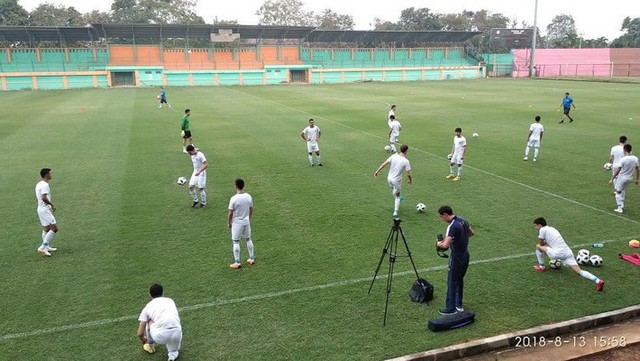 Tất cả các đội đều có sân tập đẹp, hà cớ gì U23 Việt Nam phải đi cày mặt ruộng? - Ảnh 3. Tất cả các đội đều có sân tập đẹp, hà cớ gì U23 Việt Nam phải đi cày mặt ruộng? - Ảnh 3.