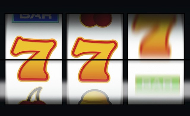 Giáo sư tâm lý học giải mã cách cờ bạc bóp méo sự thật và khiến não bộ bạn dính bẫy - Ảnh 2.