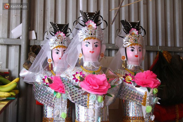 Thủ phủ vàng mã lớn nhất Hà Nội bán cô dâu, chú rể và cả osin cao cấp để đốt cho người cõi âm - Ảnh 6.